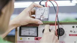 选择昆山康的斯的指针电流表电压表有什么优势？